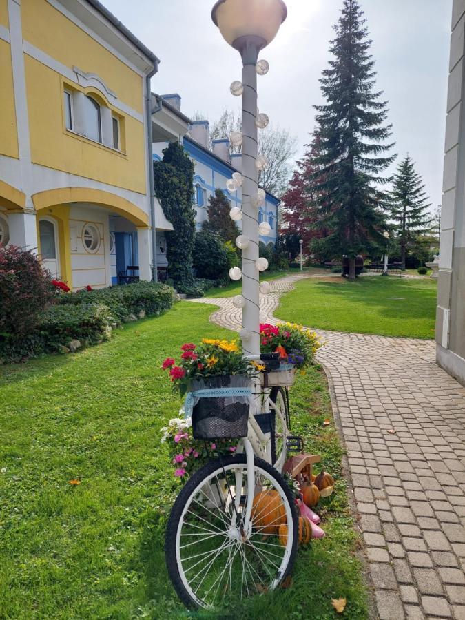 City Corner Thermal Mosonmagyaróvár Екстериор снимка